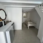 White Pearl Mykonos