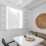White Pearl Mykonos