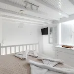White Pearl Mykonos 4*