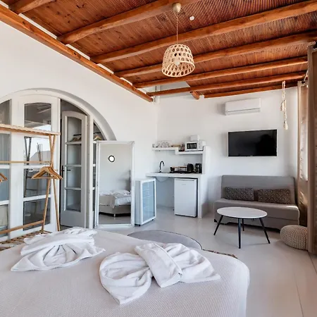 White Pearl Mykonos